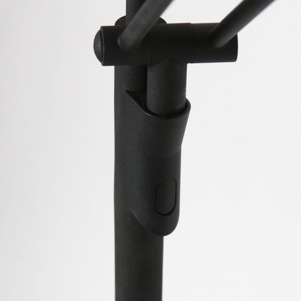 Vloerlamp zenith 2 4390zw zwart met dubbele reflector
