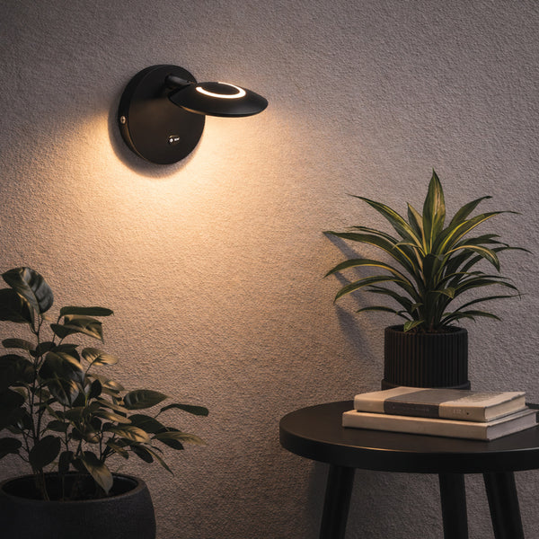 Zwarte wandlamp zenith 2 4396zw verstelbaar met led