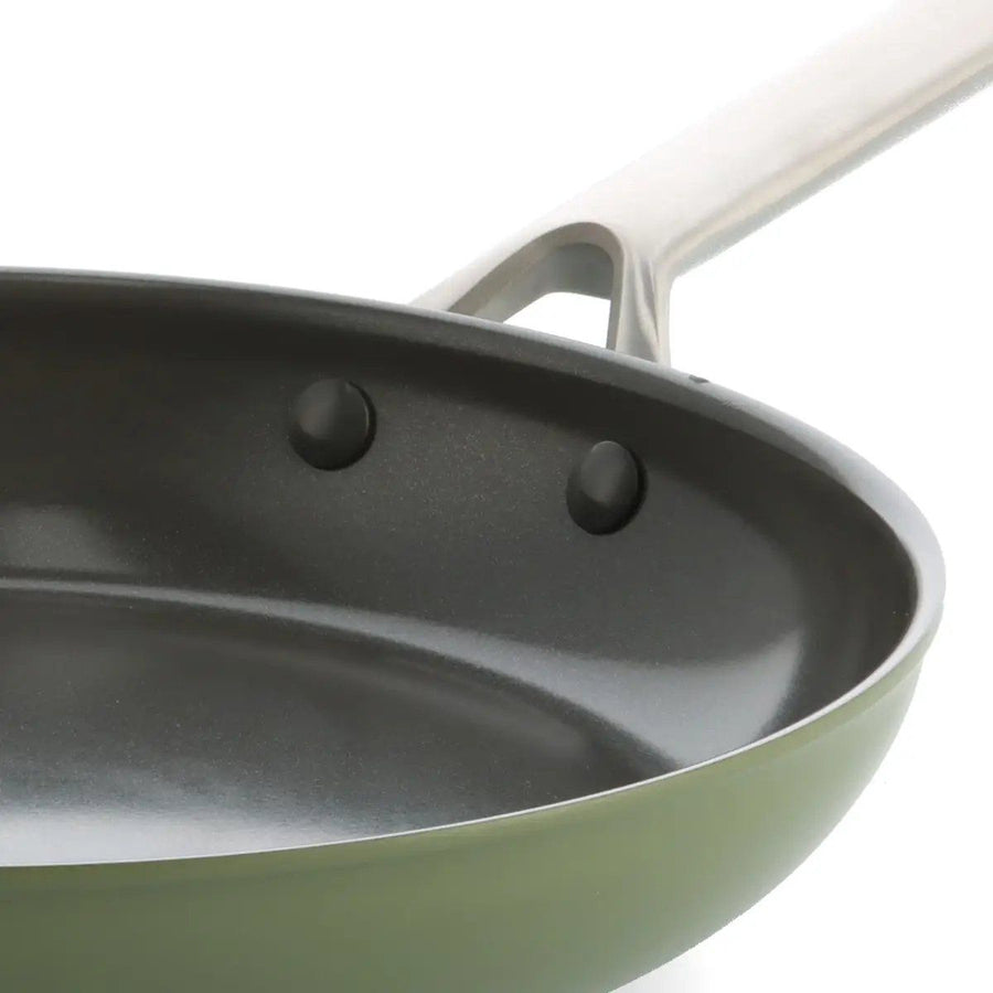 Sublime Olive Green koekenpan met keramische antikleeflaag