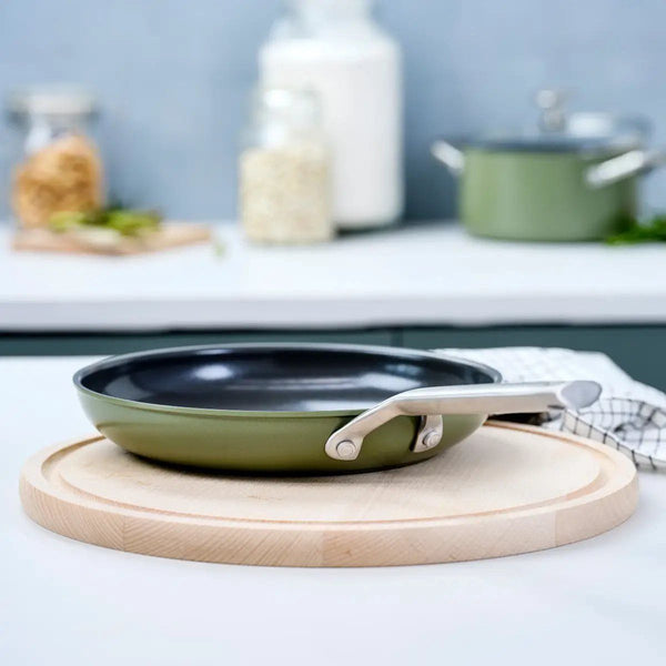 Sublime Olive Green koekenpan met keramische antikleeflaag
