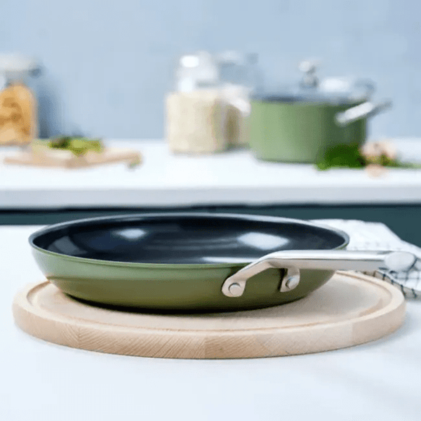 Sublime Olive Green koekenpan met keramische antikleeflaag