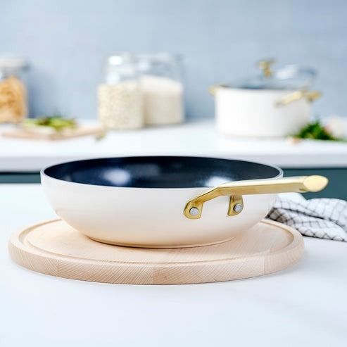 Sublime Cream White Wok met keramische antikleeflaag