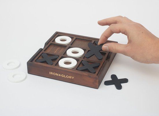 Iron & Glory Wooden Noughts & Crosses (Luckies)