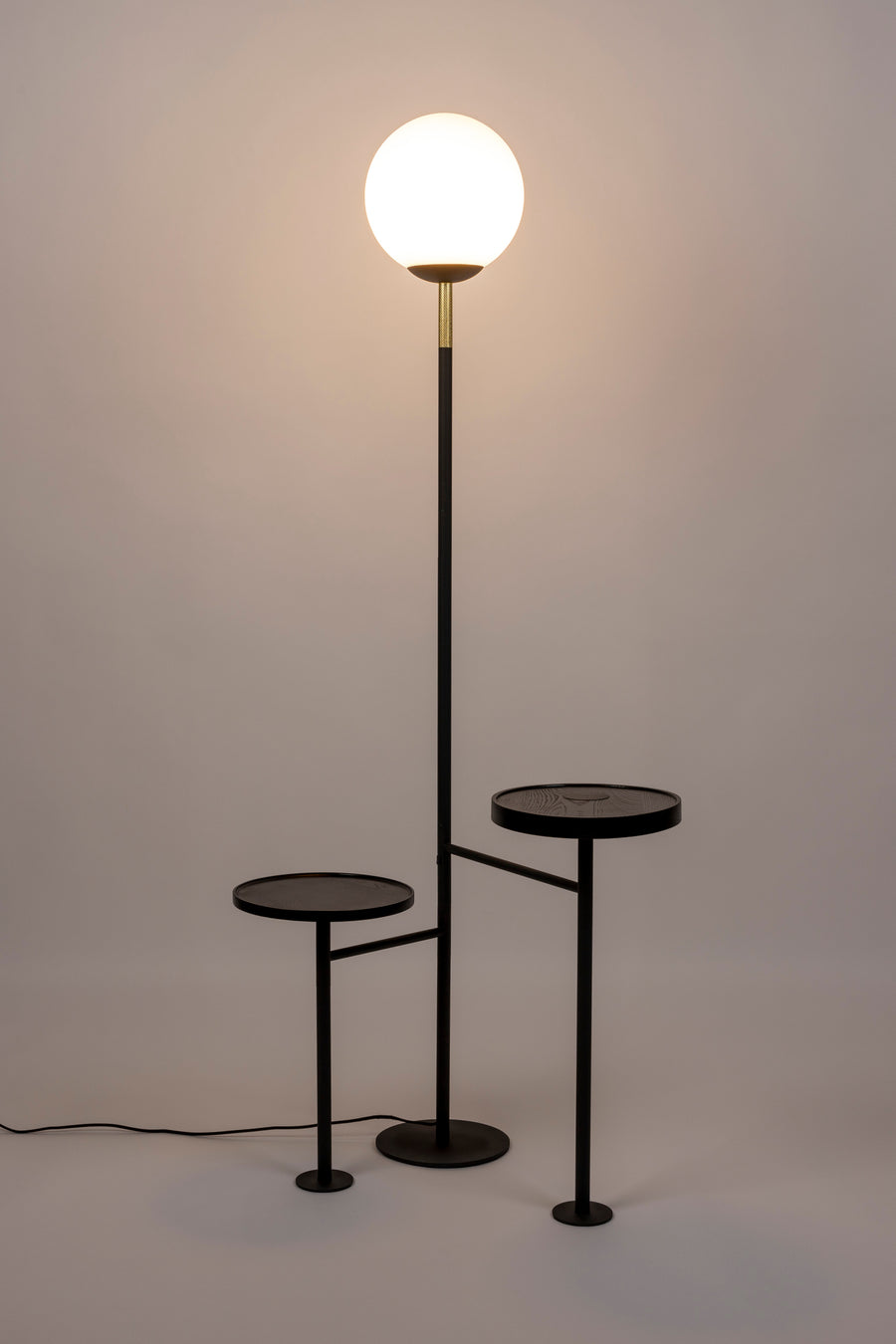 Orion vloerlamp/ staande lamp met bijzettafel