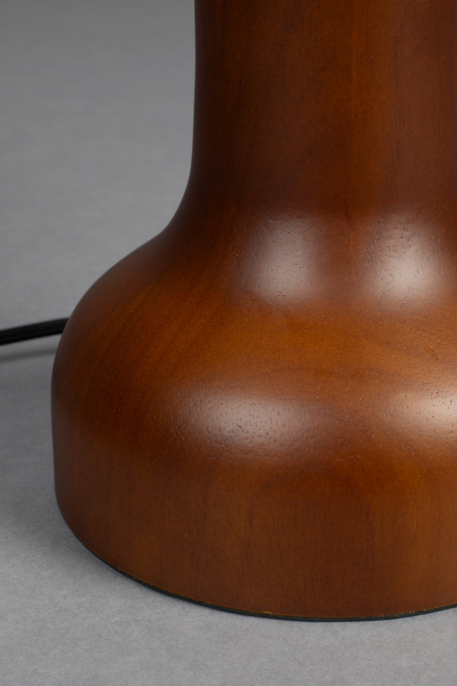 Jones tafellamp hout