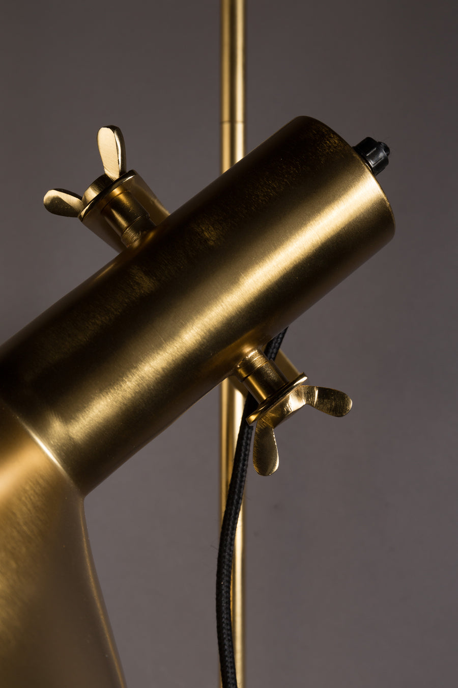 Karish wandlamp goud