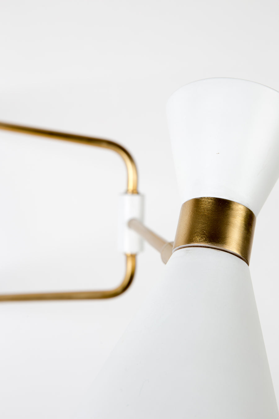 Shady wandlamp wit