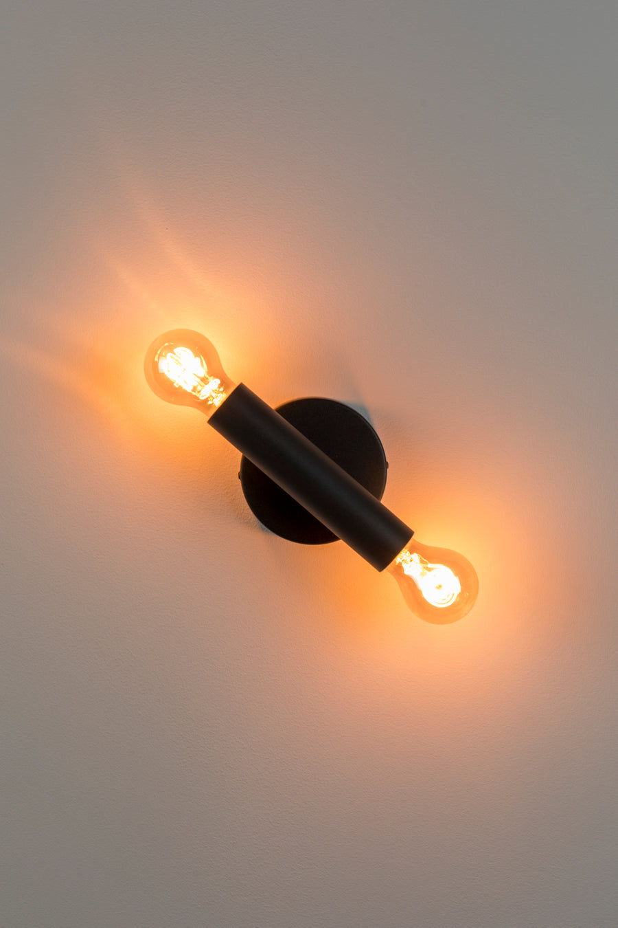 Wandlamp Hawk Zwart