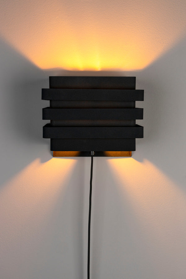 Dumont wandlamp zwart