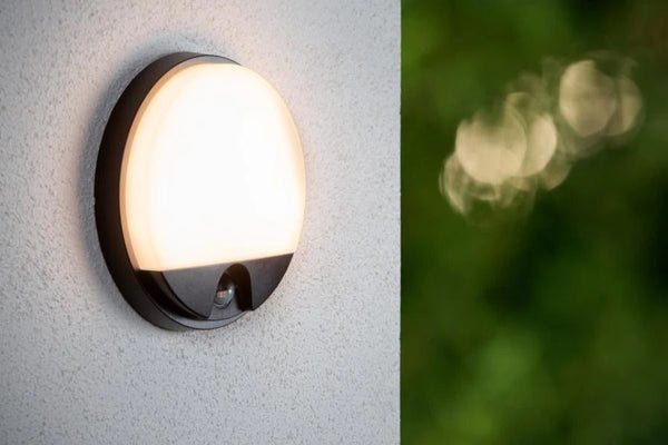 Lucide HUPS IR - Wandlamp Binnen/Buiten - LED - 1x10W 3000K - IP54 - Beweging & dag/nacht sensor - Zwart
