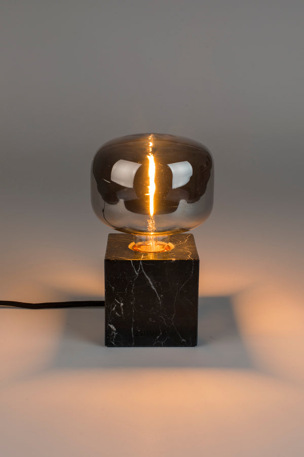 Hazy lichtbron breed getint glas