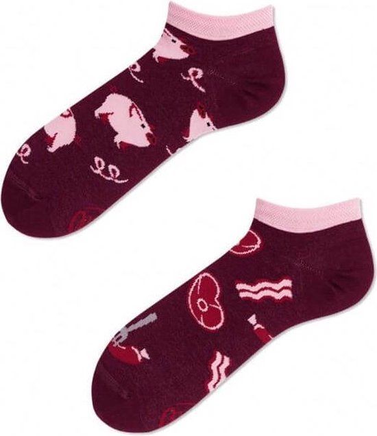 Piggy tales low-39-42