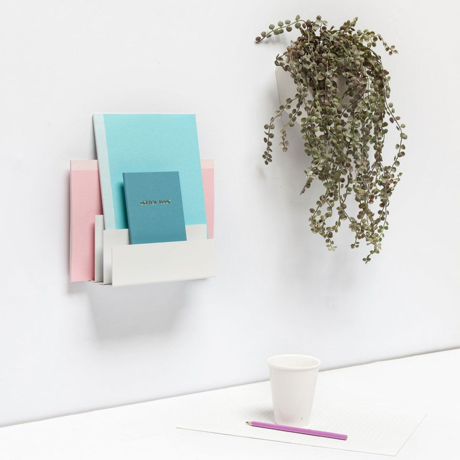 Magnetic magazine holder - white