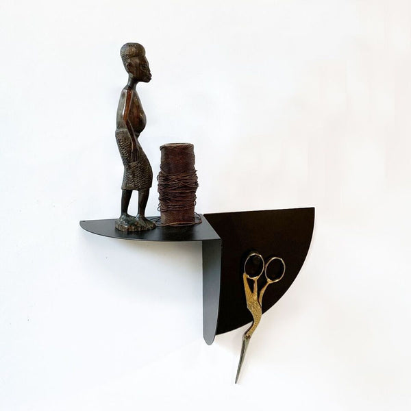 Metal magnetic 360° shelf - black