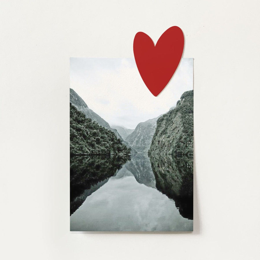 Heart magnets / red
