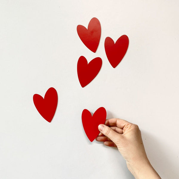 Heart magnets / red