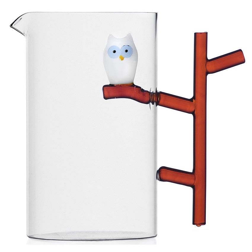 pitcher owl on the tree