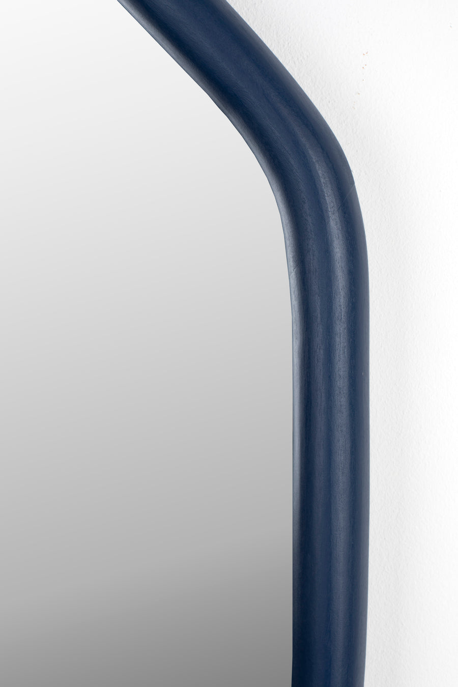 Looks spiegel/ wandspiegel organische vorm navy/ blauw s
