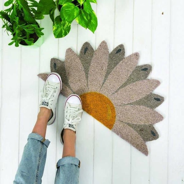 Doormat daisy flower