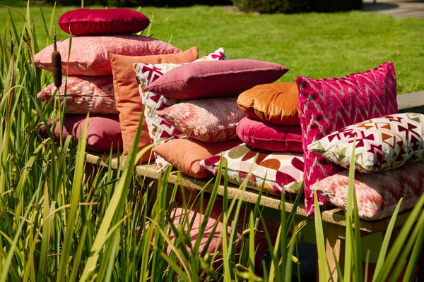 Dian Raspberry 50x30x14 Lendekussen