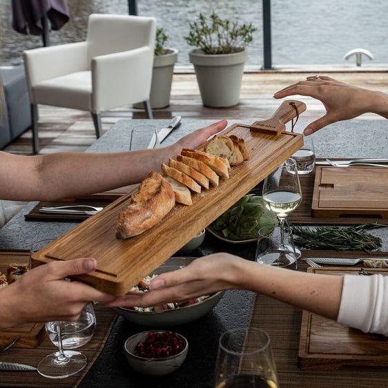 Serving Board Friends L