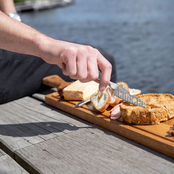 Serving Board Friends M