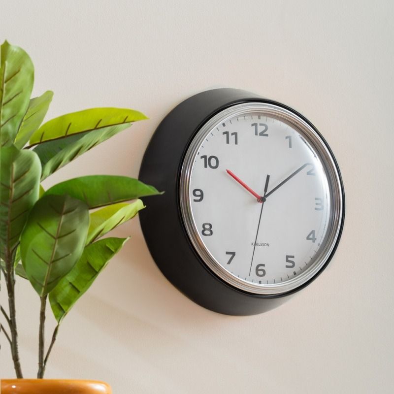 Wall clock Modern Retro black