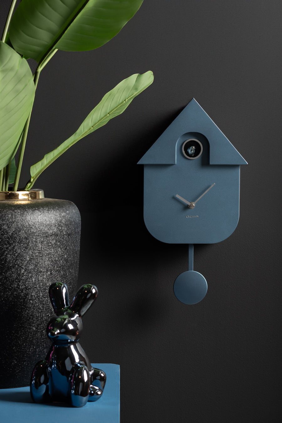 Wandklok Modern Cuckoo metallic blauw