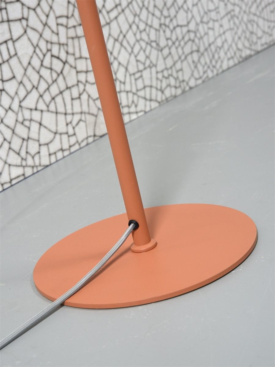 Vloerlamp ijzer kap rond h.17xdia.12cm,