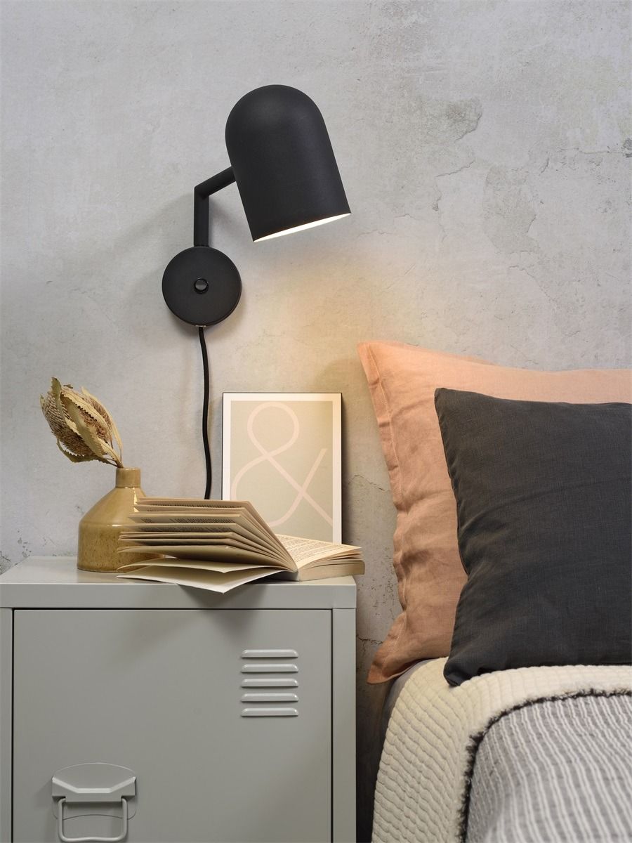 Wandlamp ijzer kap rond h.17x12cm,