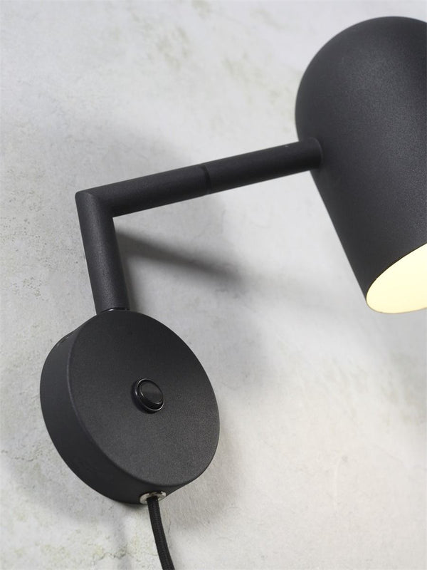 Wandlamp ijzer kap rond h.17x12cm,