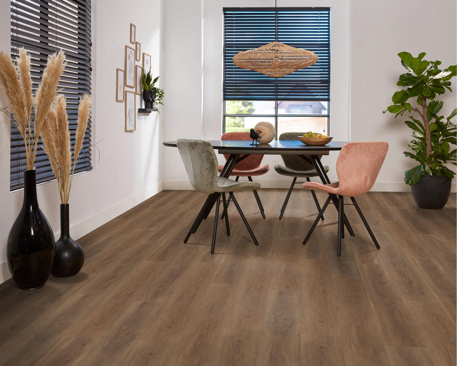 PVC Strasbourg Dryback Warm Brown á 3,871 m² per pak