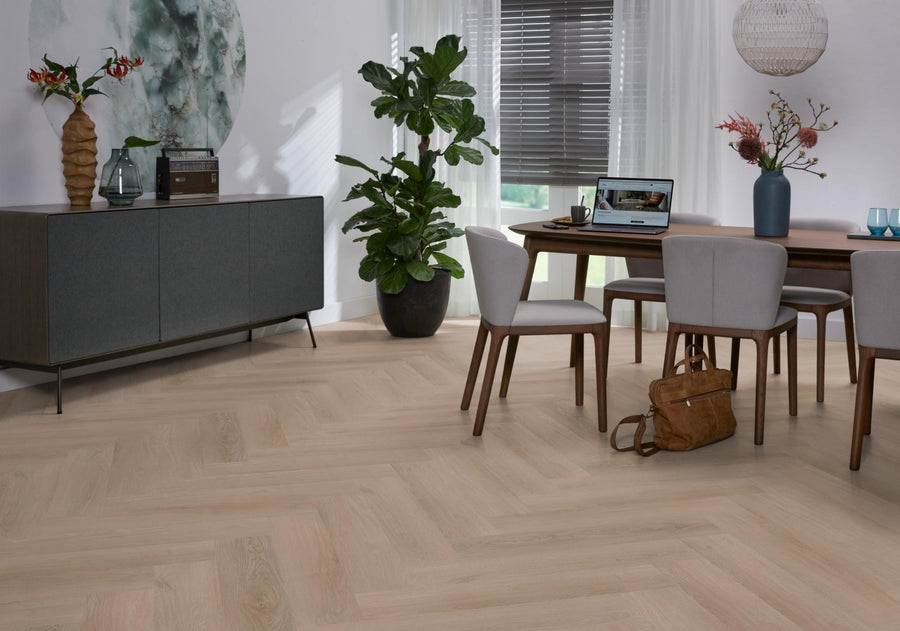 PVC Bordeaux Visgraat Dryback Dark oak á 1,87 m² per pak