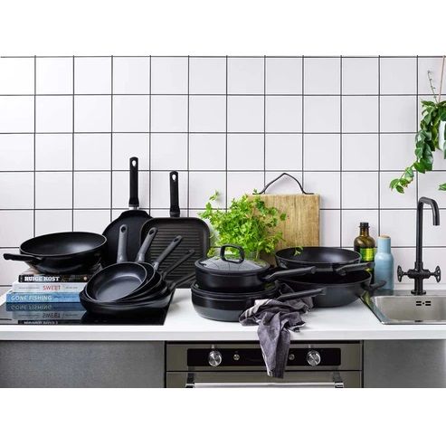 Hapjespan m/d (glas) 28cm
