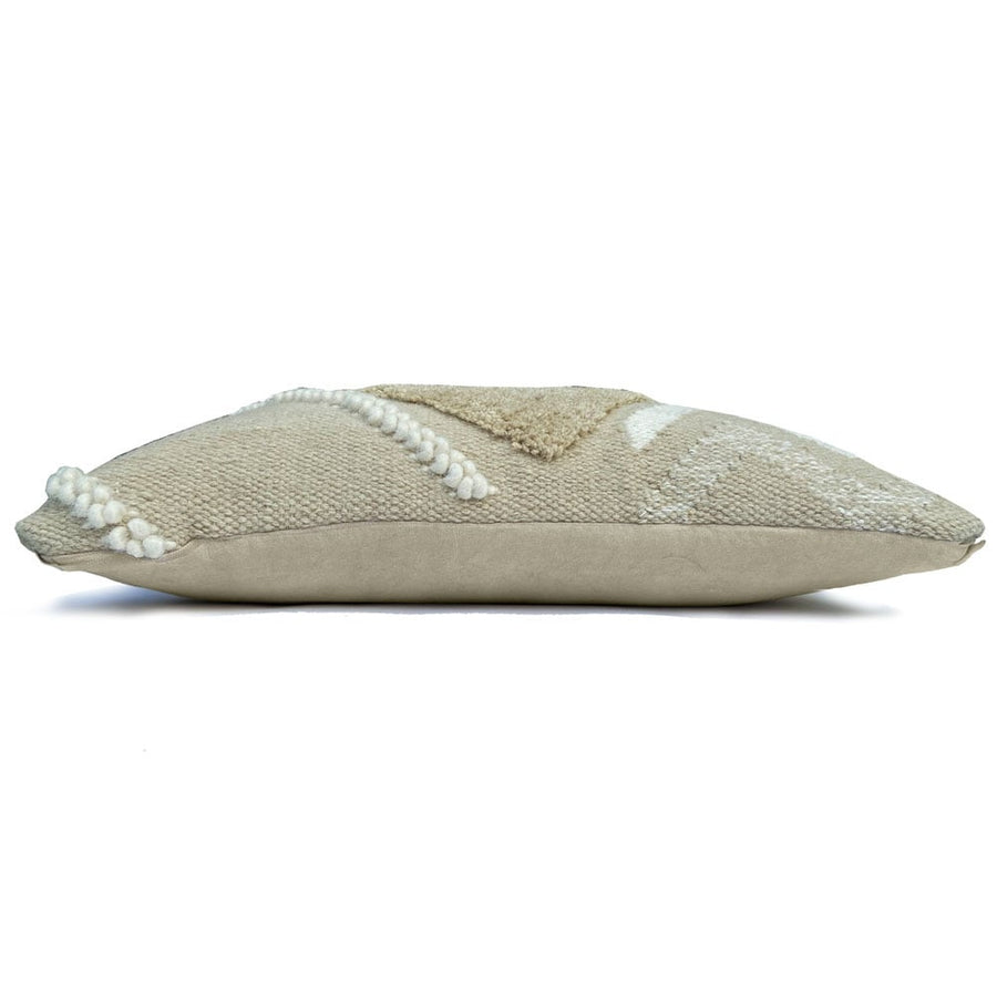 Wonder cushion cocoon beige