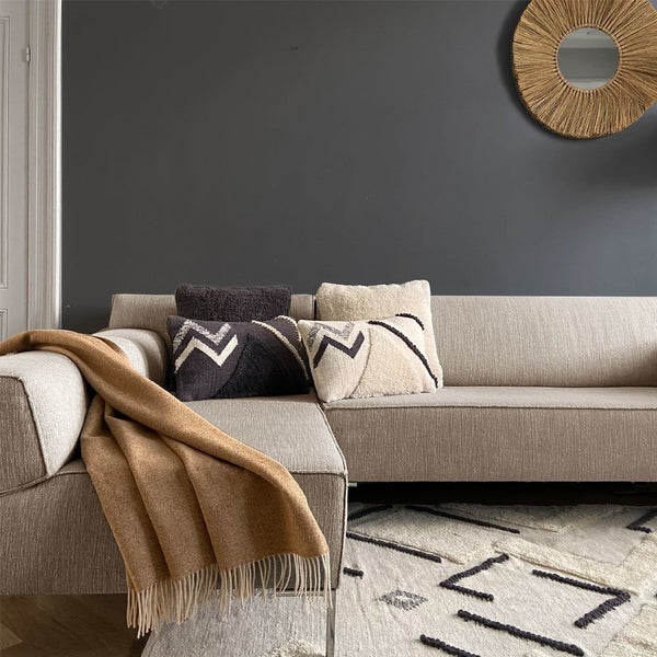 Tufted solid cushion ivory white