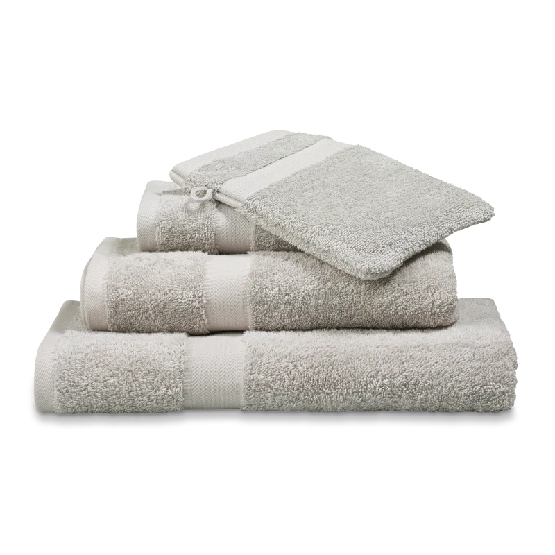 Prestige plain new Steelgrey 426 showertowel 70x140