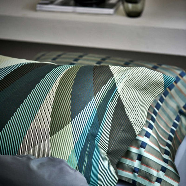 Urban Multi      000 2-persoons (200x200/220 + 2 slopen)