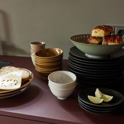 Kyoto ceramics: japanese dinner plate matt black