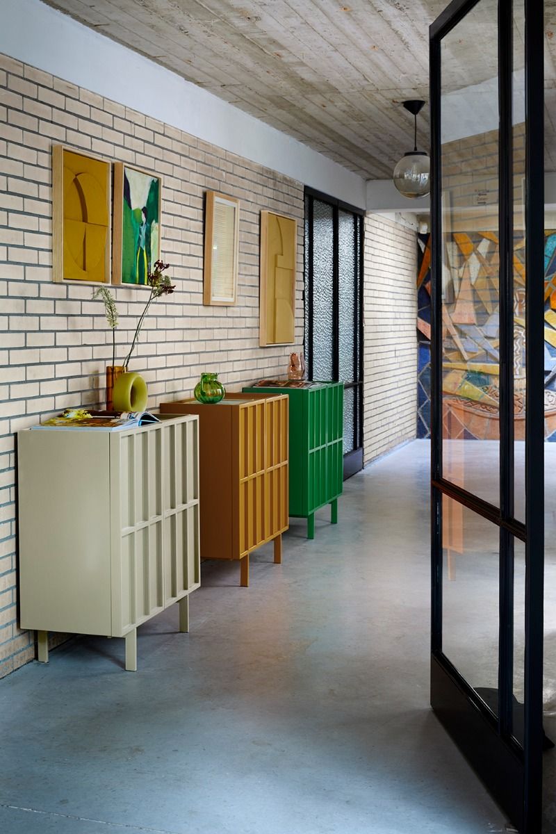 cupboard, ginger orange