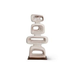 Ceramic sculpture reactive brown