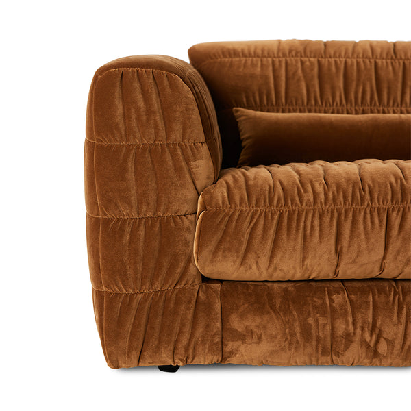Bank Club royal velvet karamel