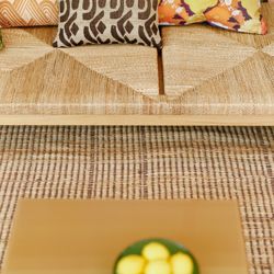 Printed cushion Bloom (60x35cm)