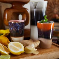 70s ceramics: tea mug, rise