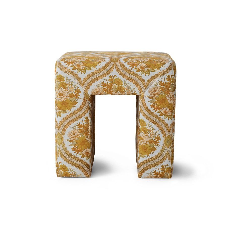 Lobby stool chalet