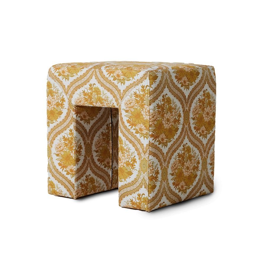 Lobby stool chalet