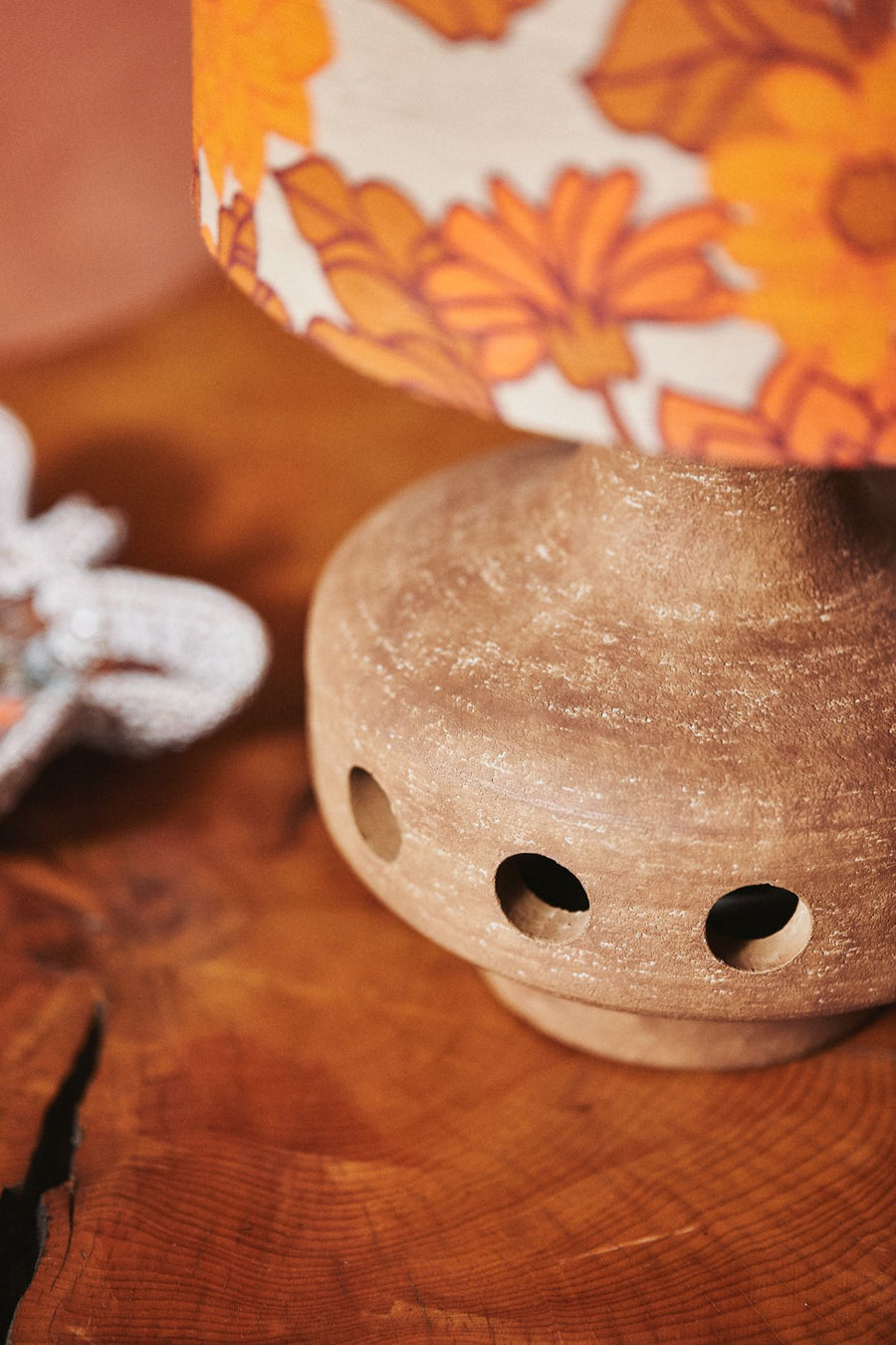 Ultimate lamp base mud