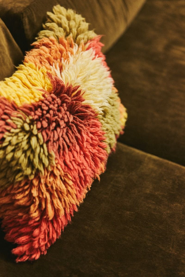 Fluffy rag cushion (60x40cm)