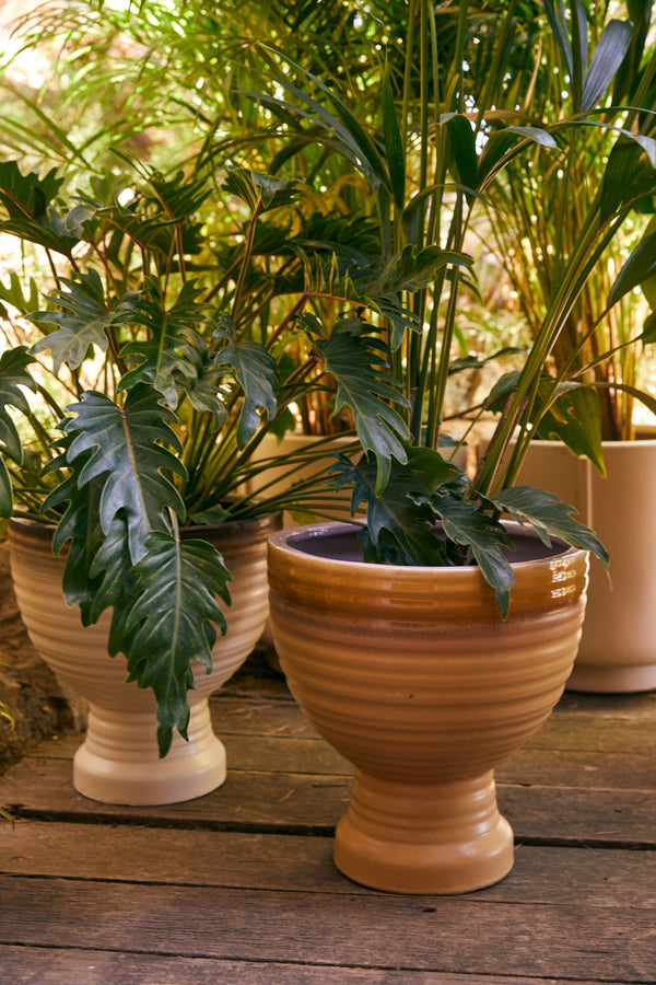 Stoneware planter caramel