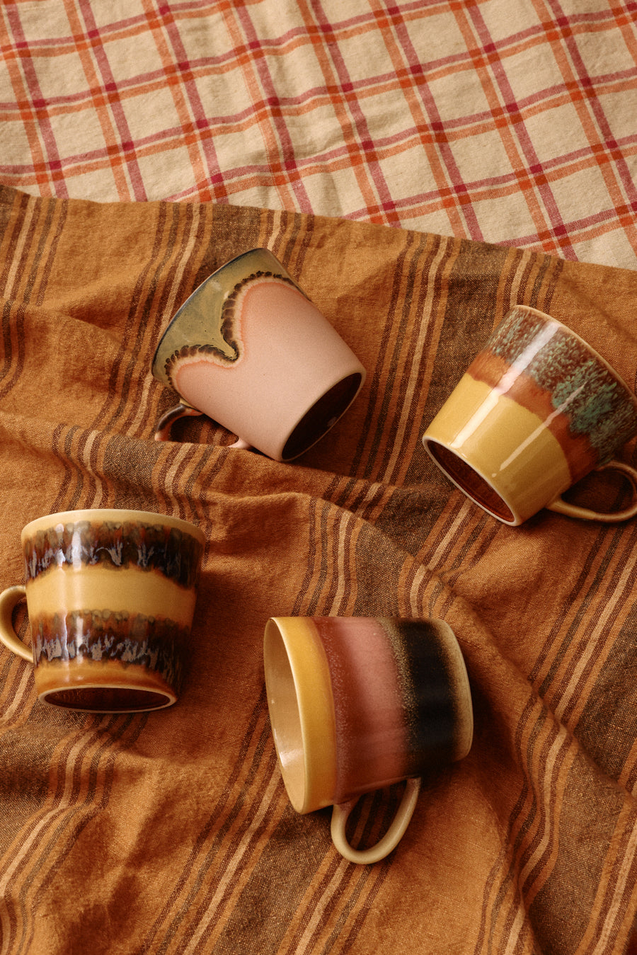 Cappuccino mok 70s ceramics cove